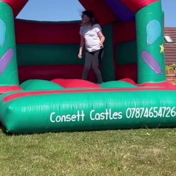 How to make money renting bounce houses