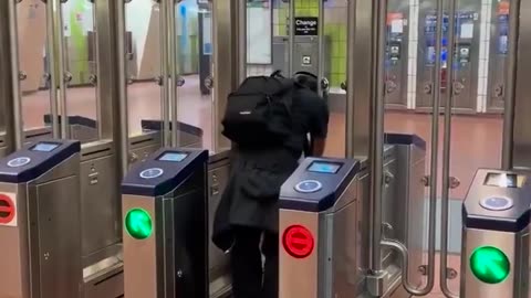 Looks like the NYC subway finally cracked the code—fare gates that actually stop fare evasion.