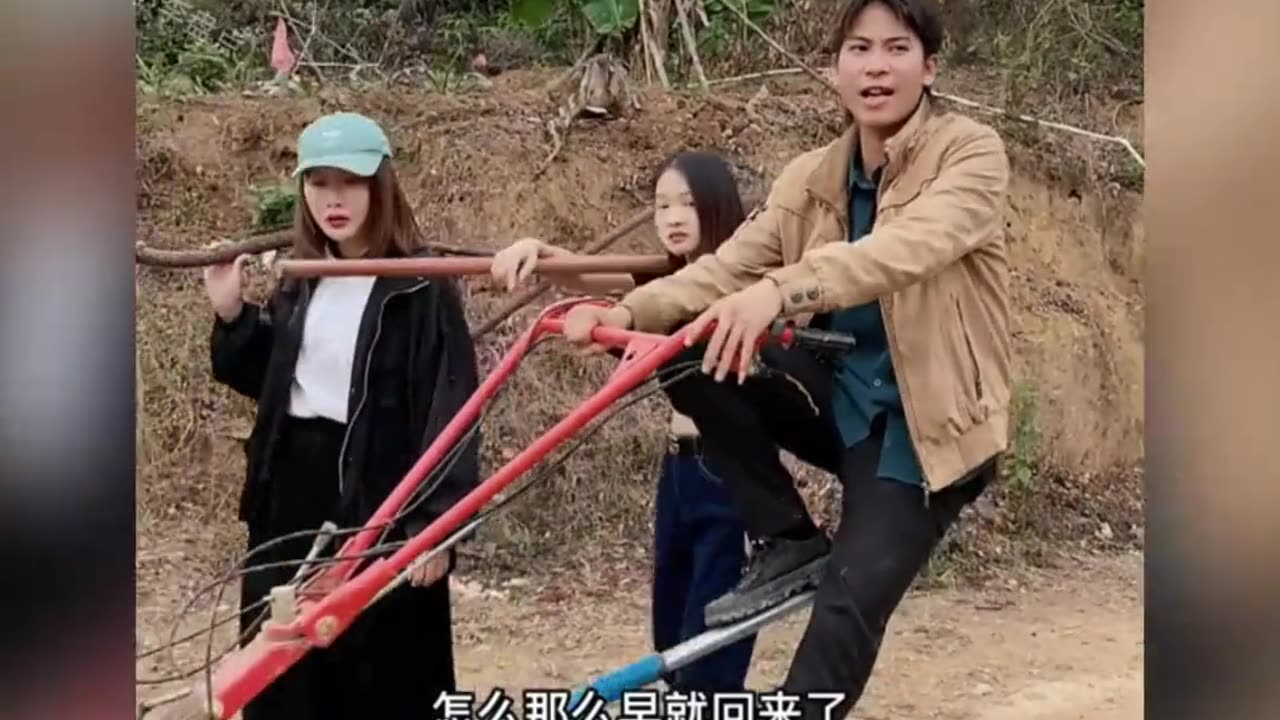 盘点那些第一批回家过年的年轻人，你们回家是啥样的 #第一批回家过年的人 #万万没想到 #看一遍笑一遍 #搞笑