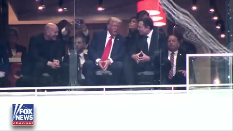 A lip reader has revealed details of the short exchange between President Trump and Elon Musk