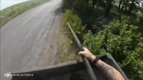 Ukrainian Soldiers Make Decision to Abandon Vehicle From Incoming Drone