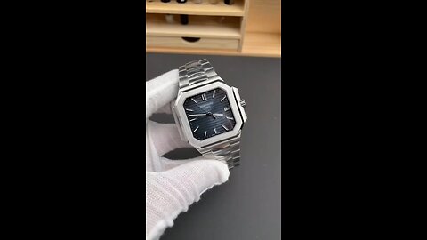 Patek Philippe Cubitus Date Sweep Seconds Blue Dial Ref. 7128/1g 7128/1G-001