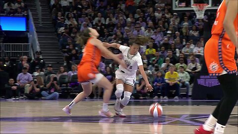 😭 TECH, Kaitlyn Chen in WNBA DEBUT, ELBOWS defender in face | Golden State Valkyries WNBA basketball