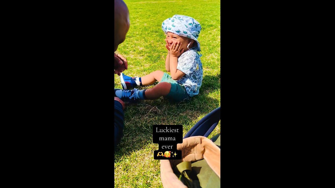 Lauren Ross Design ✌️ Give Love