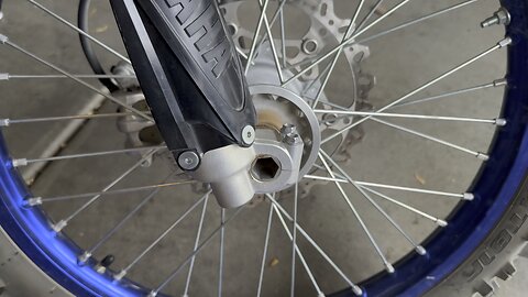 YZ 250x front axle maintenance