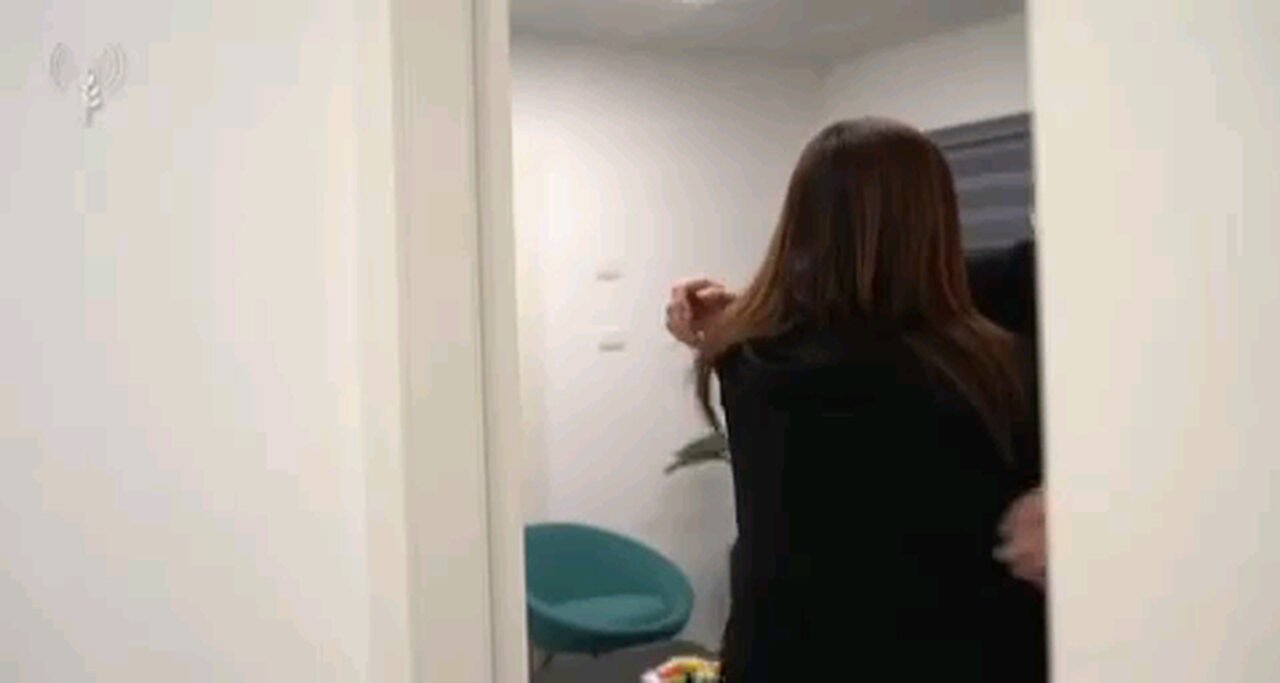 Edan’s reunion with his family