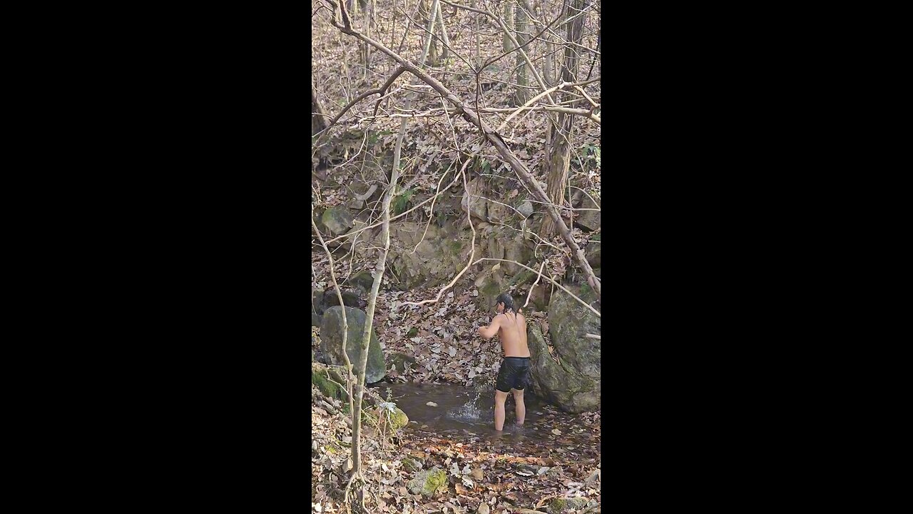 Cold Water Bath At Anastasia Reader Meetup 찬물 목욕, 아나스타시야 모임에서