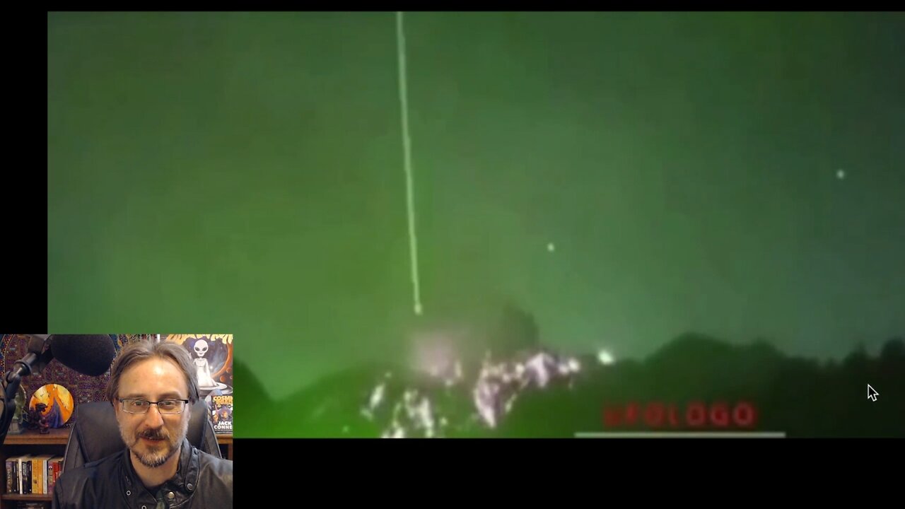 UFO News Round-up! Man Captures UFO and Has It Studied, Crazy UFO Videos and Much More!