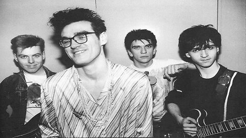 The Smiths - "What Difference Does It Make" / "Big Mouth Strikes Again"