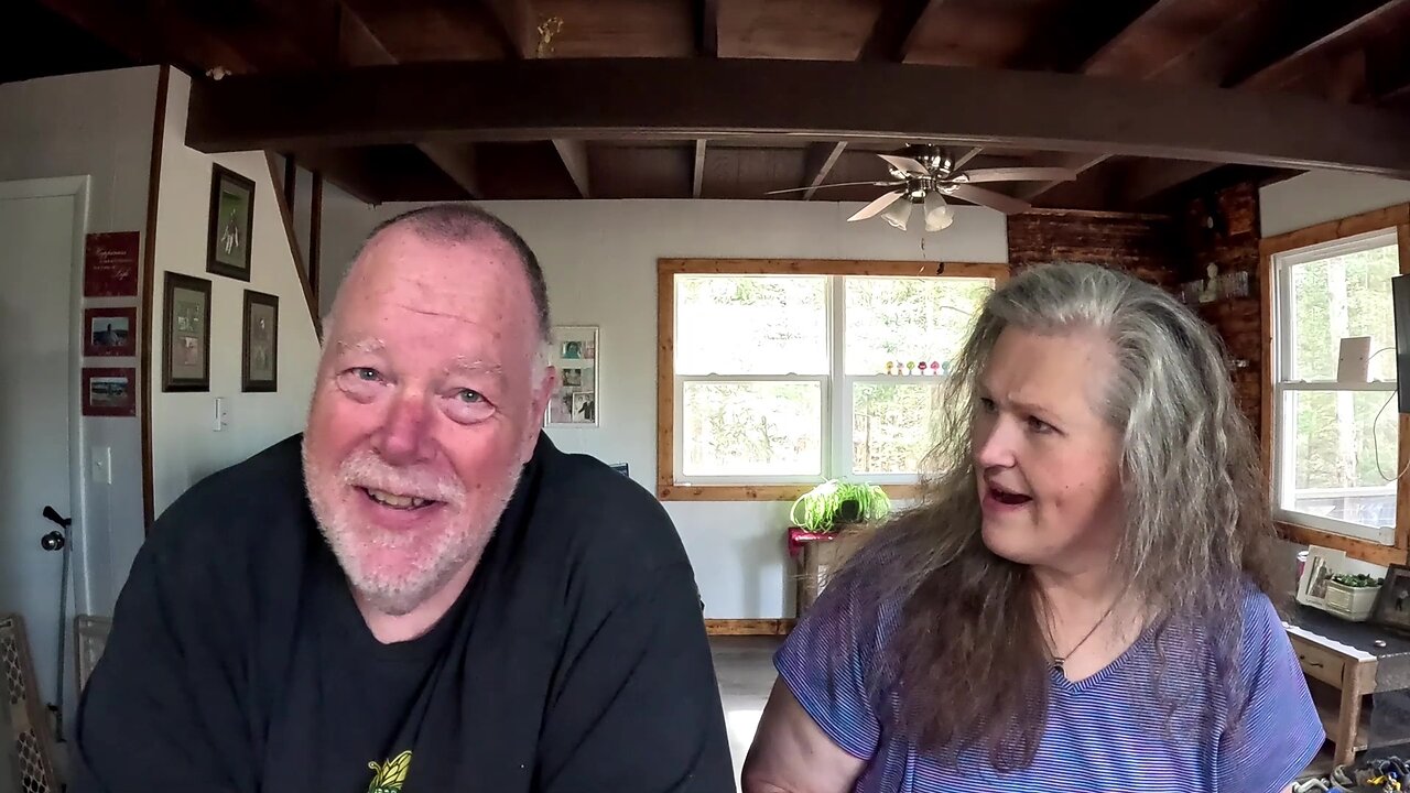 Behind The Scenes: You Know Were Off The Rails, Jack Makes Fun Of Me And We Develop Our Own Website!