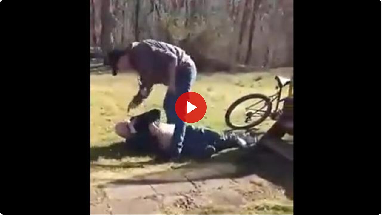 Registered Sex Offender Confronted By A Pissed Off Father...I Would Not Blame Him If He Killed Him