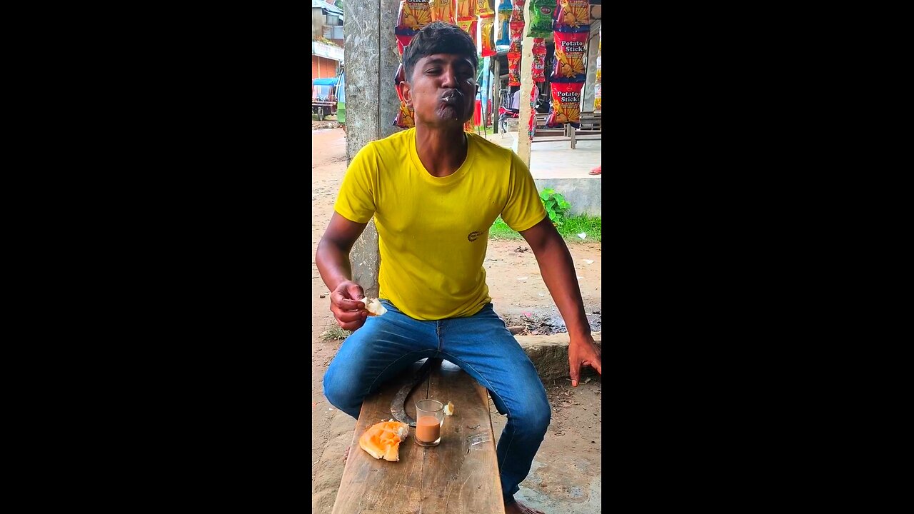 When the Bread is Too Big for the Tea Cup 😂 When the Bread is Too Big for the Tea Cup 😂