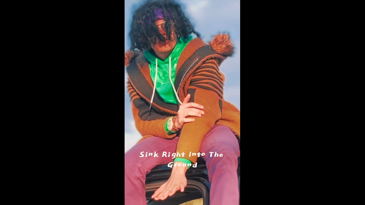 Short- Travel The World🏃🏿♂️
