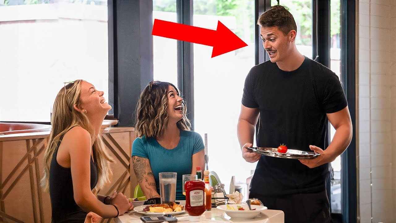 FAKE RESTAURANT EMPLOYEE PRANK!! video credit to steven schapia