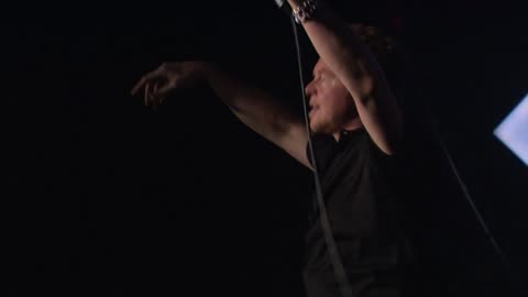 Come to My Aid...Thrill Me - Simply Red (live)
