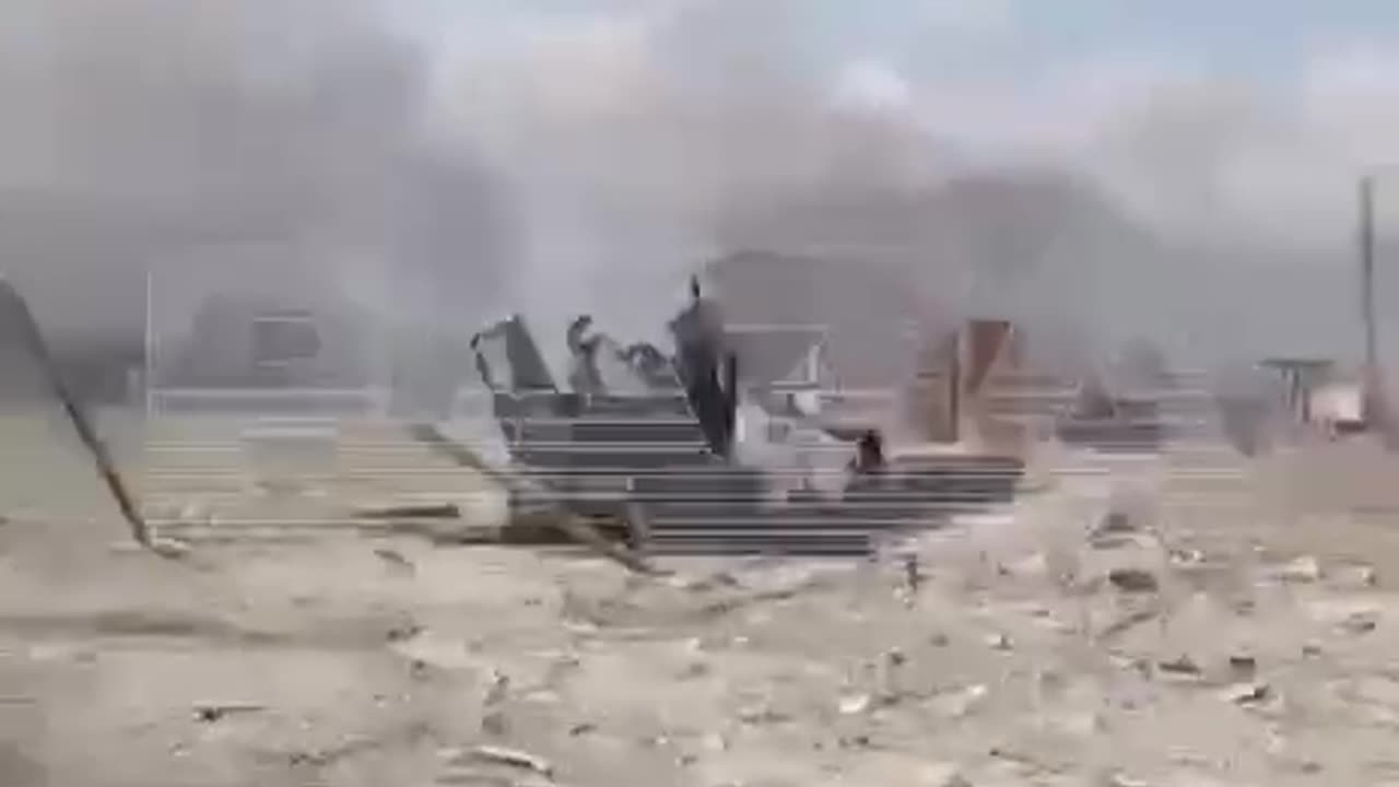 👀💥 Alleged video of the aftermath of a gunpowder explosion at the Elastic plant in the Ryazan