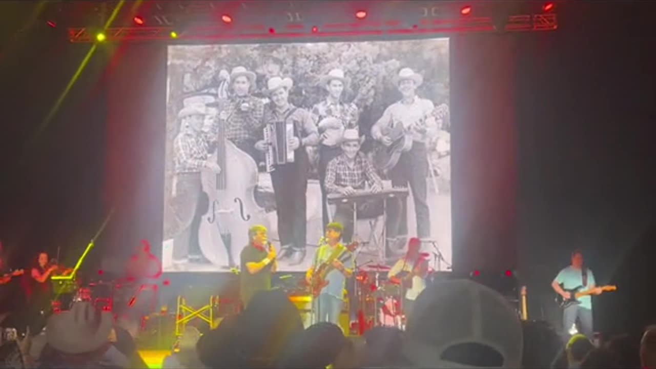 If you’re gonna play in Texas you gotta have a fiddle in the band