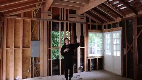 Make It Feel Spacious: Pro Tips for Small Space Living