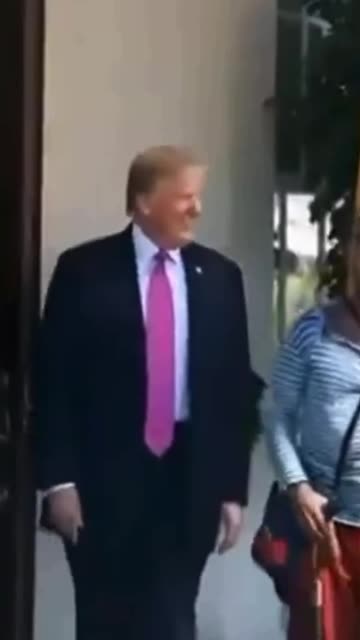 Zelensky Brings Proposals to Trump, Hopes Rely Only on a Miracle