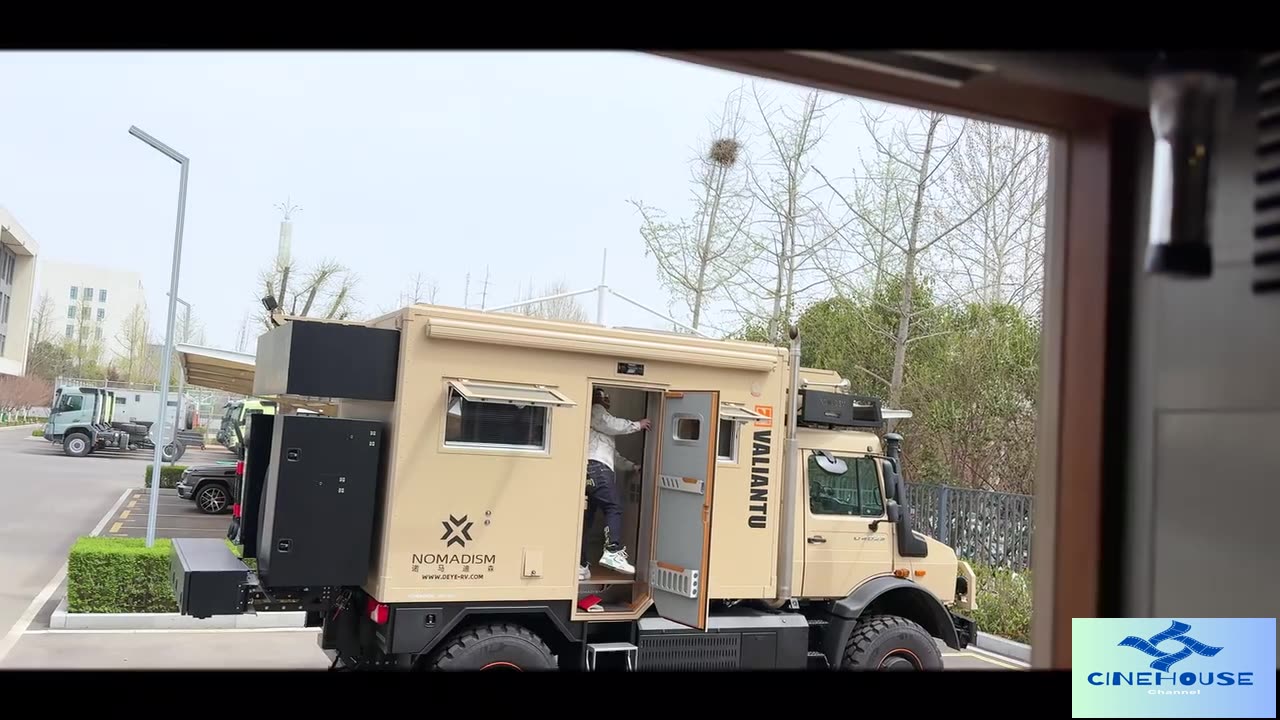 Lightweight solar panels for RVs !