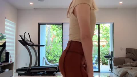 Skinny tall tgirl getting here