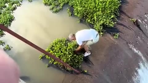 🤣🚿 Man Unclogging Water The Funniest Way! | FunFM