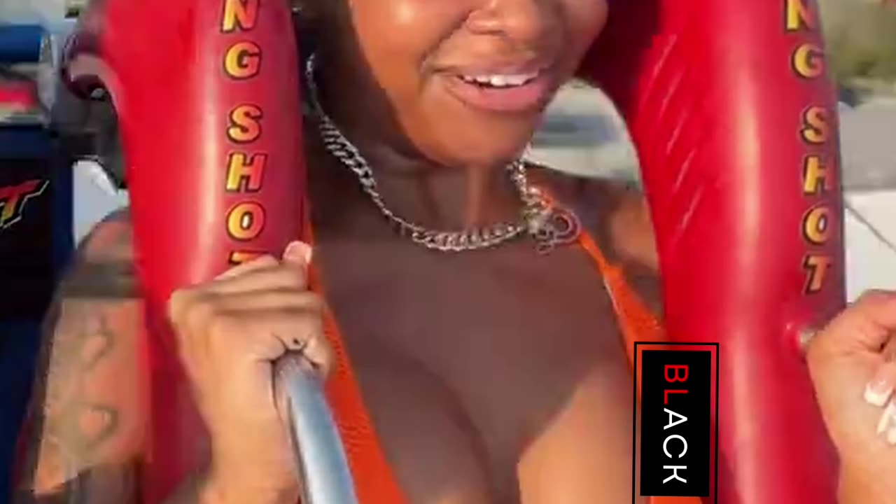 Syrai Full Slingshot Ride