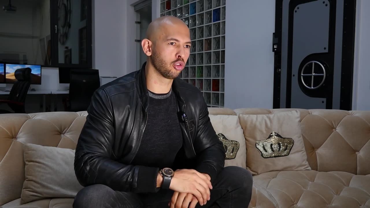 THE UNTOLD BODY LANGUAGE SECRET | Tate Speech Ep. 190 (February 4, 2021)