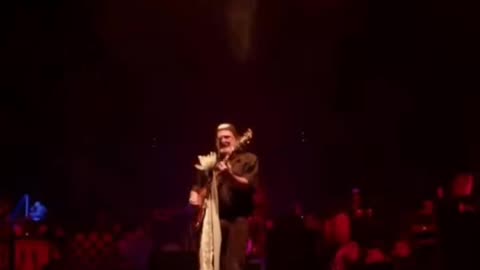 Widespread Panic covered Alice in Chains' "Down in a Hole" during their "Alice in Wonderland"