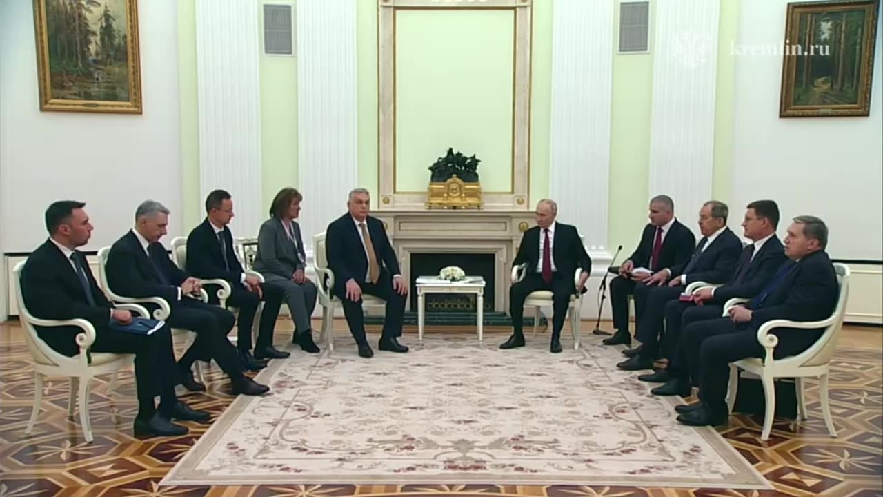 Inizio dell'incontro di Vladimir Putin <-> Viktor Orbán.