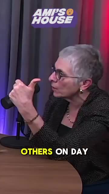 🇮🇱 Is There REALLY NO OTHER WAY? Melanie Phillips RESPONDS to Joe Rogan’s Israel Q