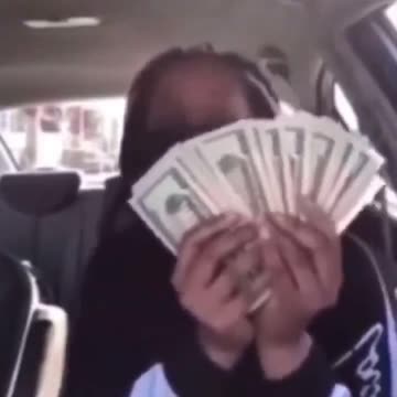 Flashes Cash in Car — Gets It Stolen!