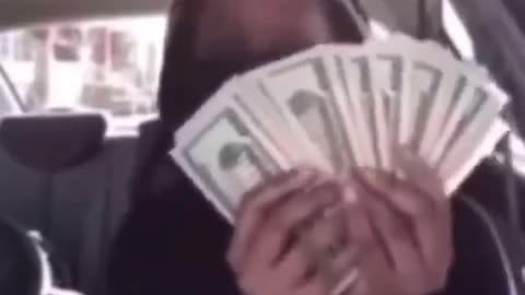 Flashes Cash in Car — Gets It Stolen!