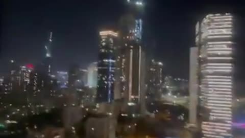 | URGENT: An Iranian ballistic missile attacks Tel Aviv, Israel.