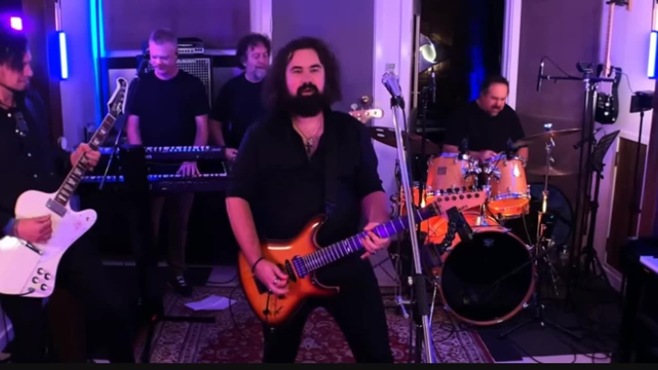 Sing it Live - Rebel Yell Live Band Performance (Billy Idol) Sing it Live