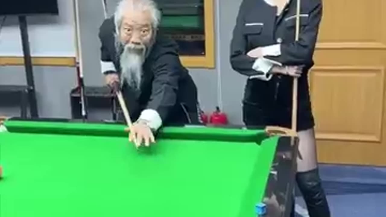 🎱 "Balls of Chaos: When Pool Turns Into a Comedy Show!"