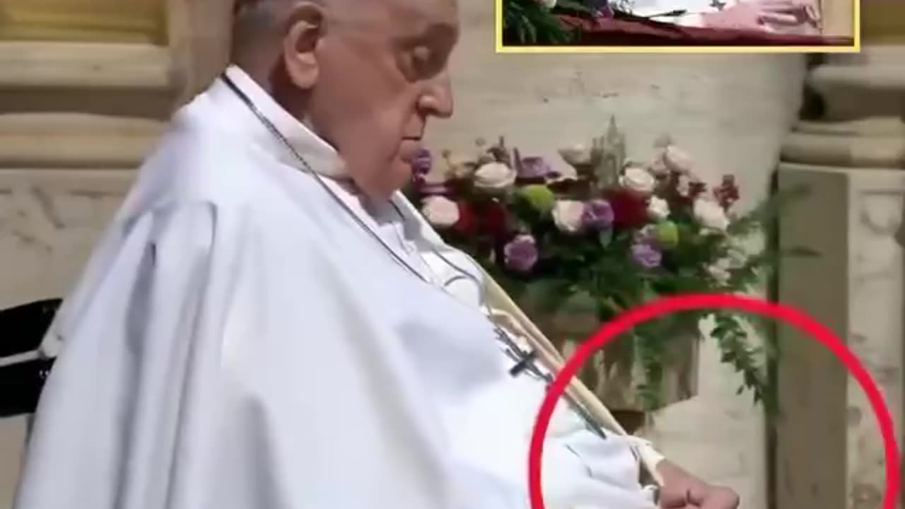 3 HANDS 🧐