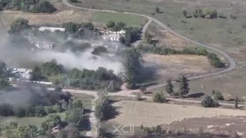 Ukrainian BTR-4E "Bucephalus" in cooperation with a strike drone destroys a house