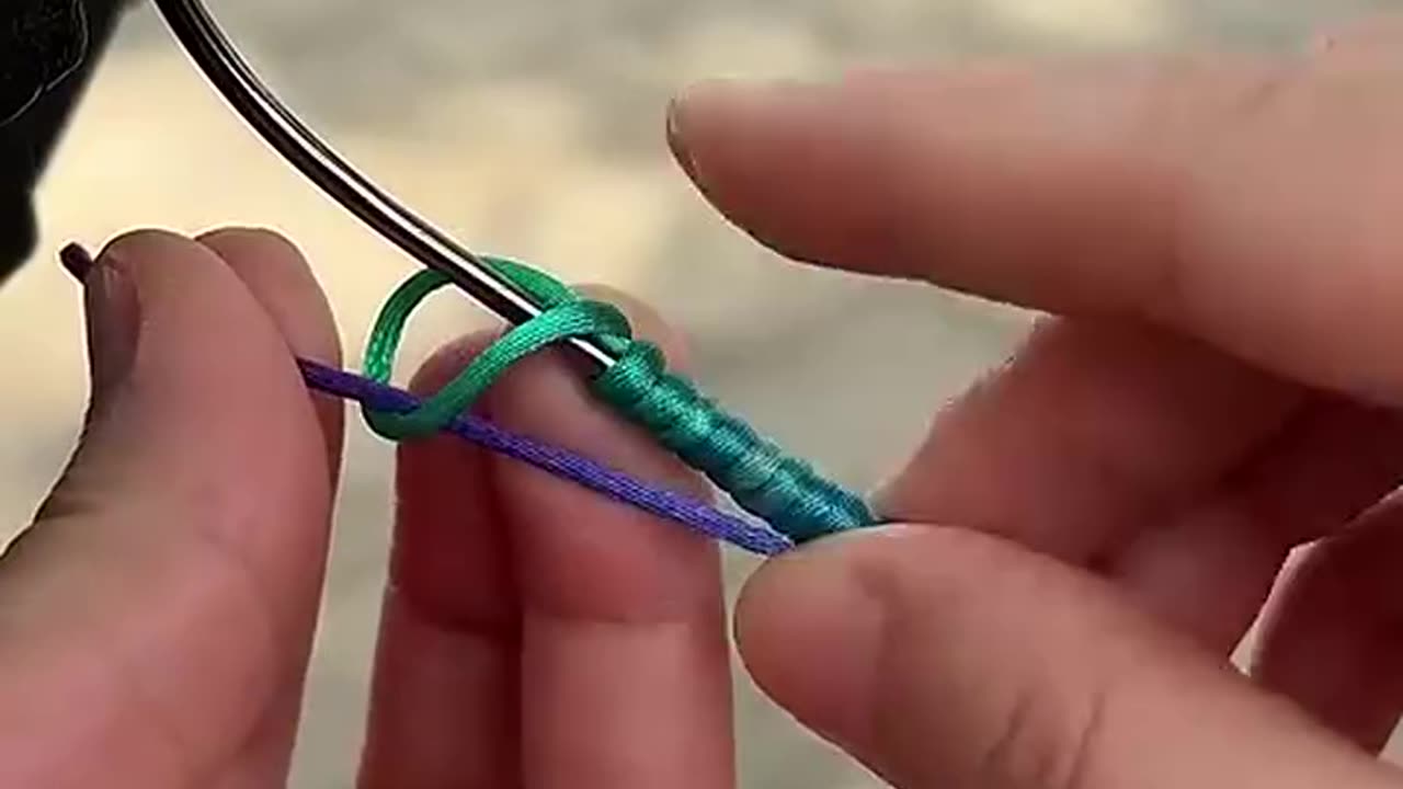 Simple New Way to Attach Bait to a Fishing Hook! (Beginner-Friendly)