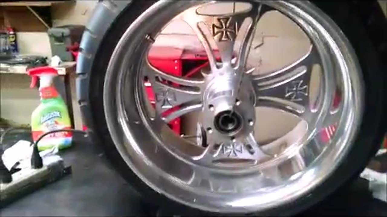 POLISHING ALUMINUM SUCKS! CUSTOM CHOPPER ASSEMBLY