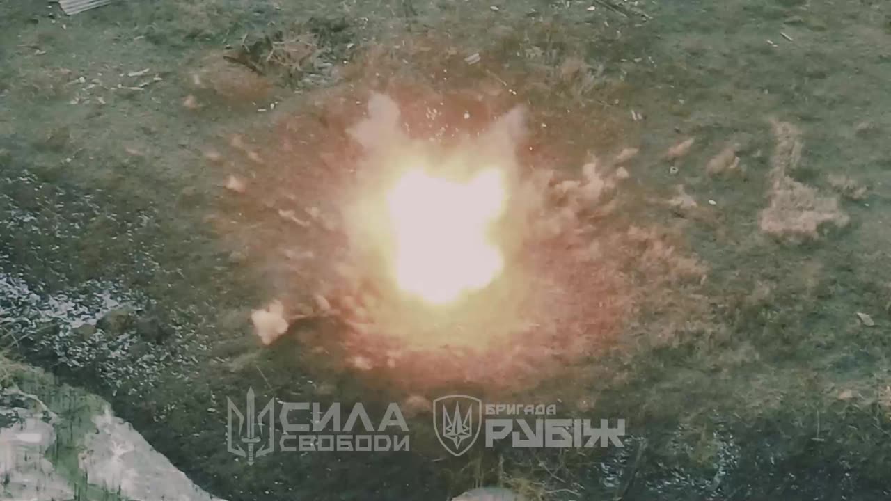 Pounding Russian Infantry in 4K