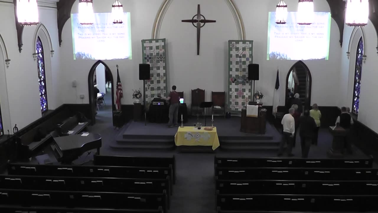 Praise on the Mon - Date: 4/10/2016