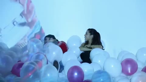 Ariana Grande - Daydreamin' (Music Video)
