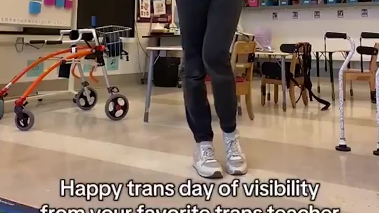'TRANS' teacher films HIMSELF doing a S_XUAL things in kids school room