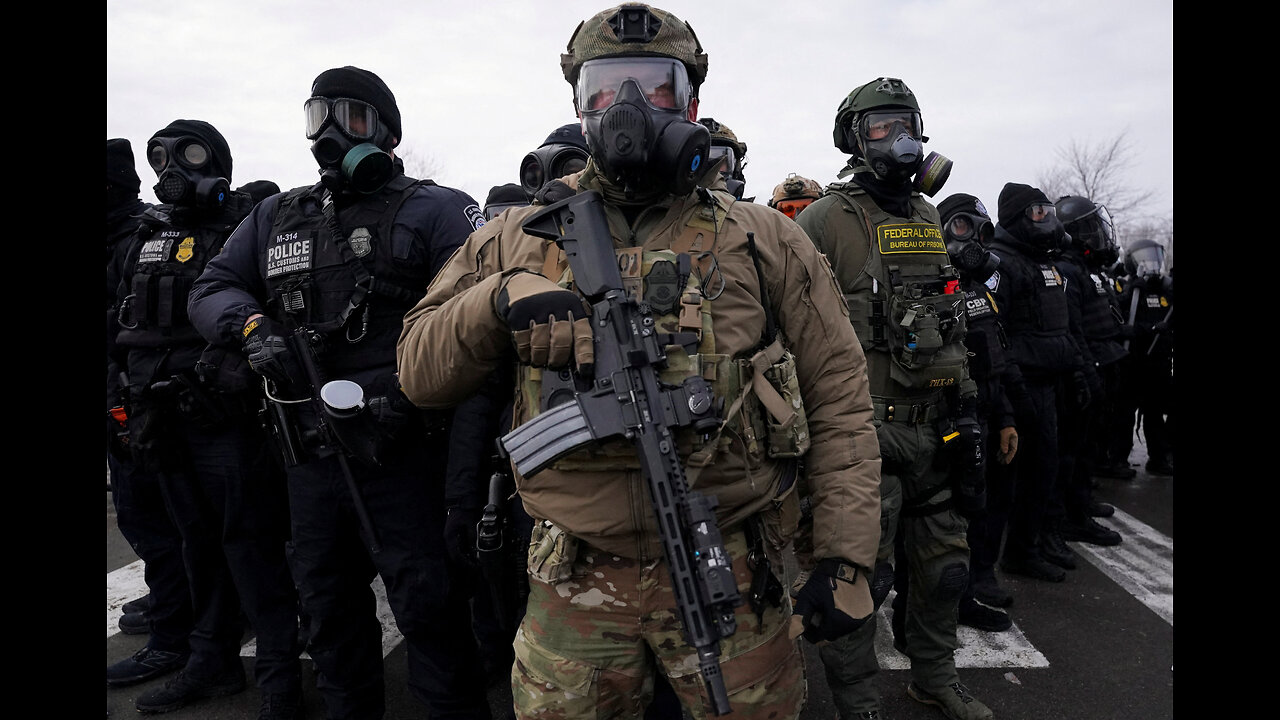 🎬 Кто держит руль: штаты, суды, границы и ФРС в эпоху Трампа