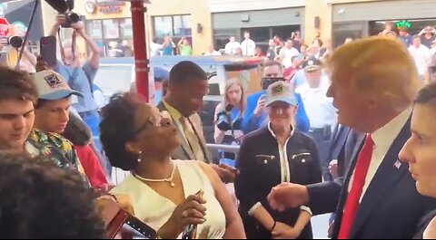 Trump runs into emotional protestors in Philadelphia, PA. WHAT WAS HE THINKING?!