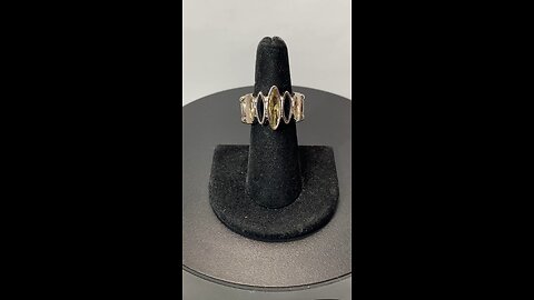 Women’s Expandable Silver-Tone Ring w/ Off-White “Smoky” Tear-Drop Gemstones RING - Size 7-9