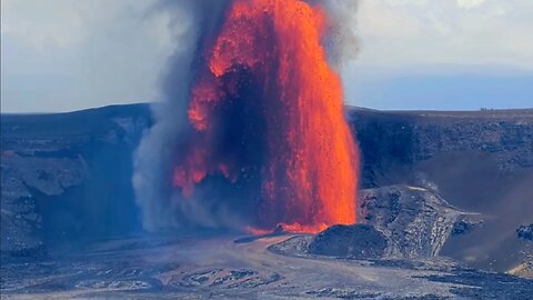 Kīlauea Volcano, Hawaii (west Halemaʻumaʻu crater) Next Phase Of Eruption Begins