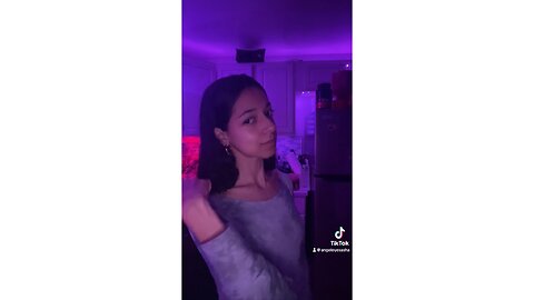 TikTok Dance – KYLE “Don’t Wanna Fall in Love”