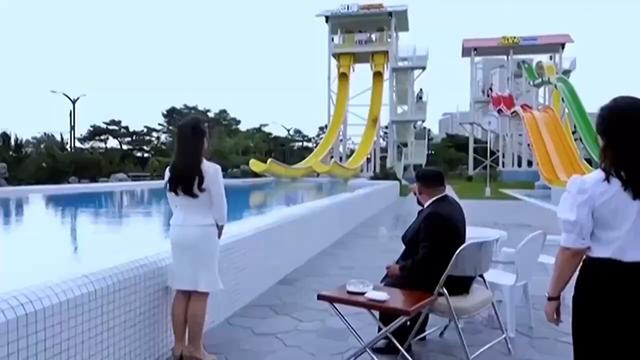 Kim Jong Un to Open Enormous Beach Resort to Attract Tourists